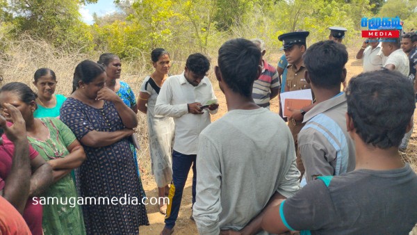 கிளிநொச்சியில் பொலிஸ் பாதுகாப்புடன் அரச காணி பிடிக்க சென்ற ஊடகவியலாளர் - பிரதேச மக்களால் விரட்டியடிப்பு samugammedia 